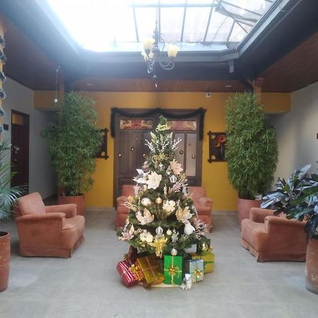Hotel Plaza Mayor Дуитама Экстерьер фото